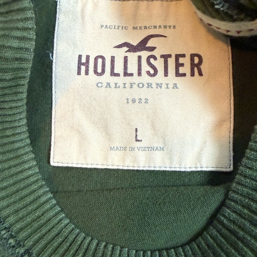 Hollister Men’s Olive Green Long Sleeve Cotton Top - Picture 3 of 4
